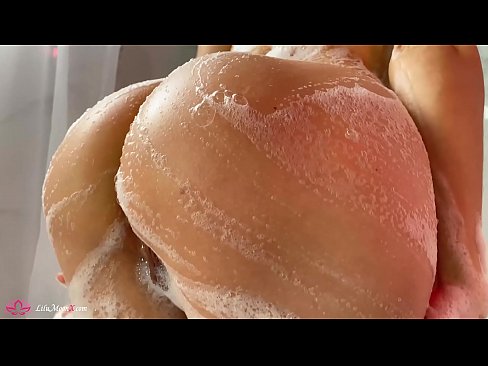 ❤️ Brunette si masturba a figa cù un vibratore per un orgasmu intensu in a doccia ❤️❌ Pornu di qualità à noi % co.pornburst.ru%